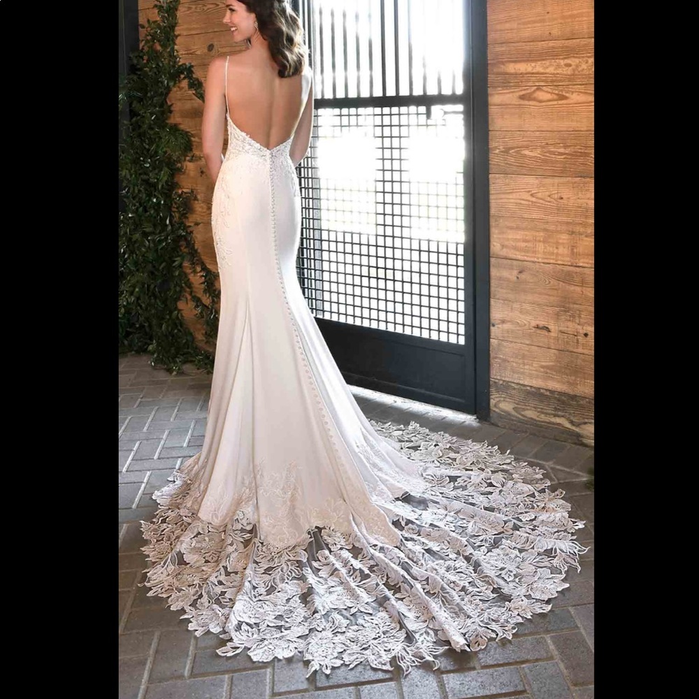 Essence of Australia ivory wedding gown (FINAL PRICE✨) - Picture 6 of 14